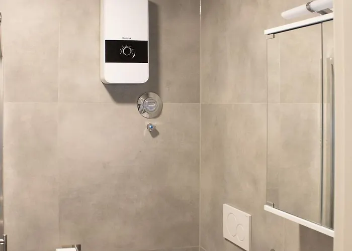 Urbanes Messe 아파트